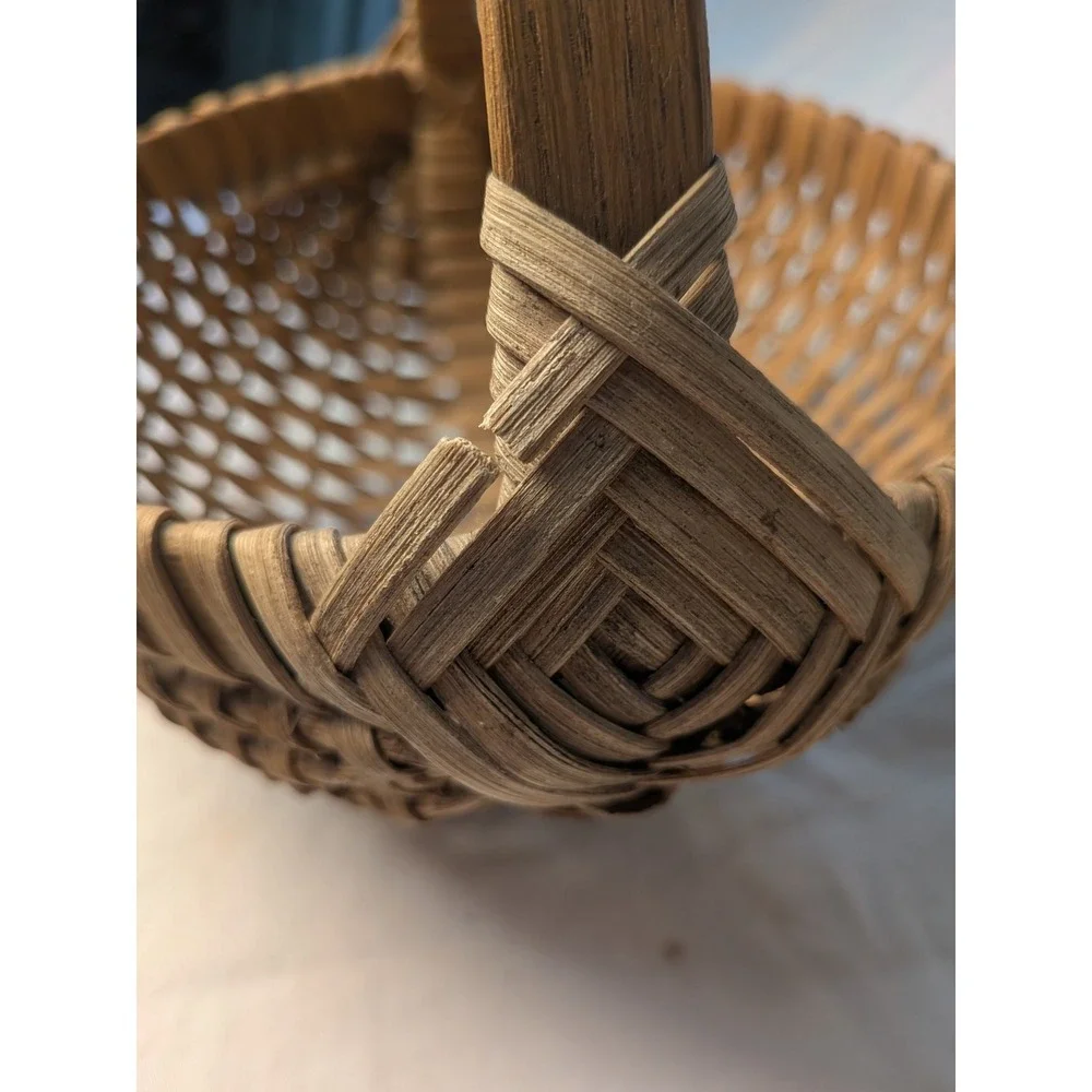Vintage Hand Woven Split Oak Buttock Basket Primitive God's Eye Handle 8.5 Inch